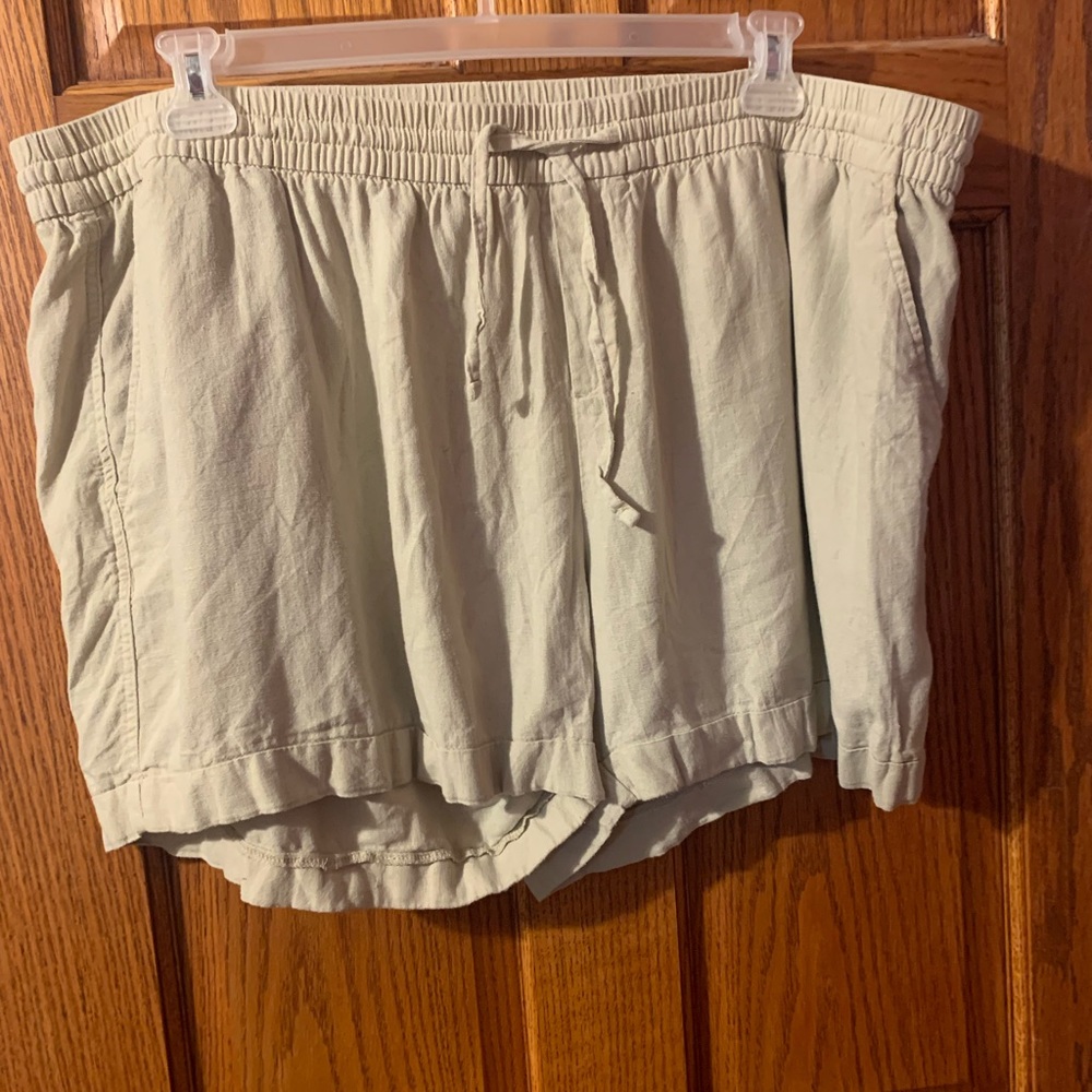 Old navy shorts